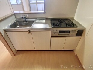 アルブルパイン瀧町の物件内観写真